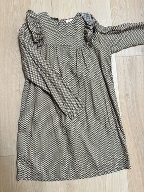 Mabo Sleeve Ruffle Shoulder Dress